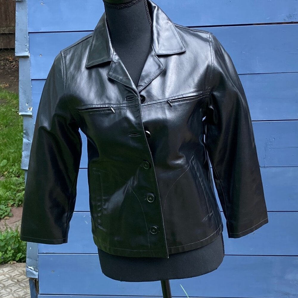 Vintage Gap Black Leather Jacket Petite Marked sz M Excellent Condition Spring
